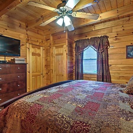 Pigeon Forge Cabin With Hot Tub, Grill And Pool Table! Sevierville Exterior foto