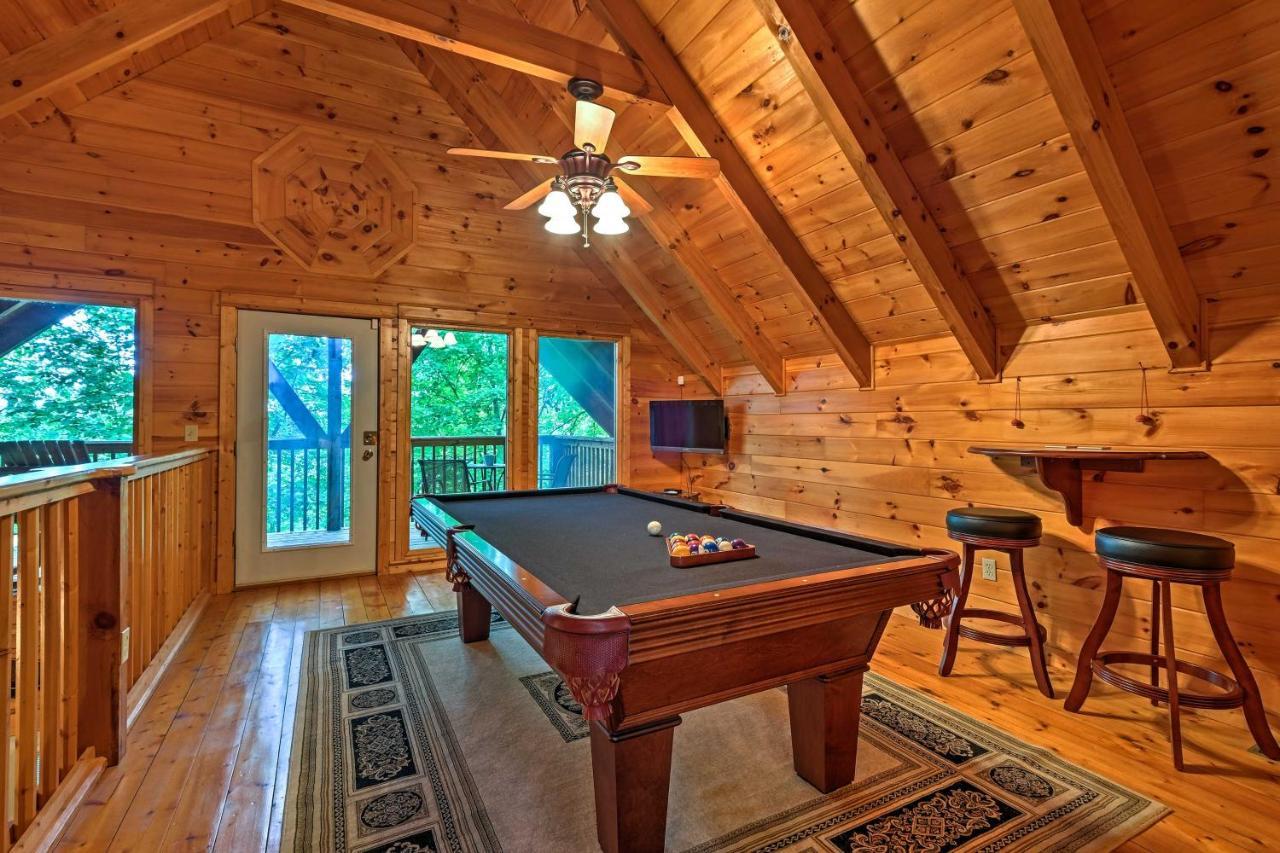Pigeon Forge Cabin With Hot Tub, Grill And Pool Table! Sevierville Exterior foto