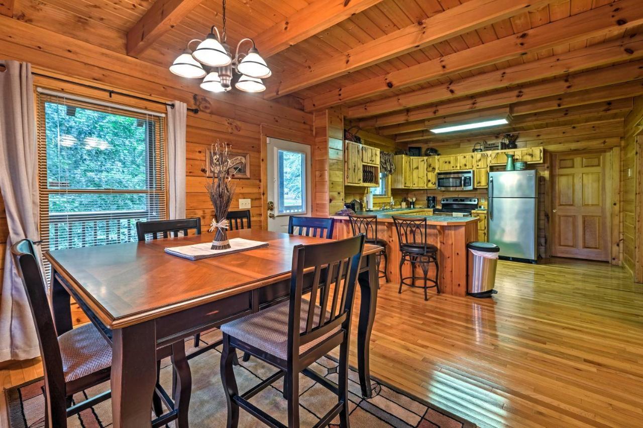 Pigeon Forge Cabin With Hot Tub, Grill And Pool Table! Sevierville Exterior foto