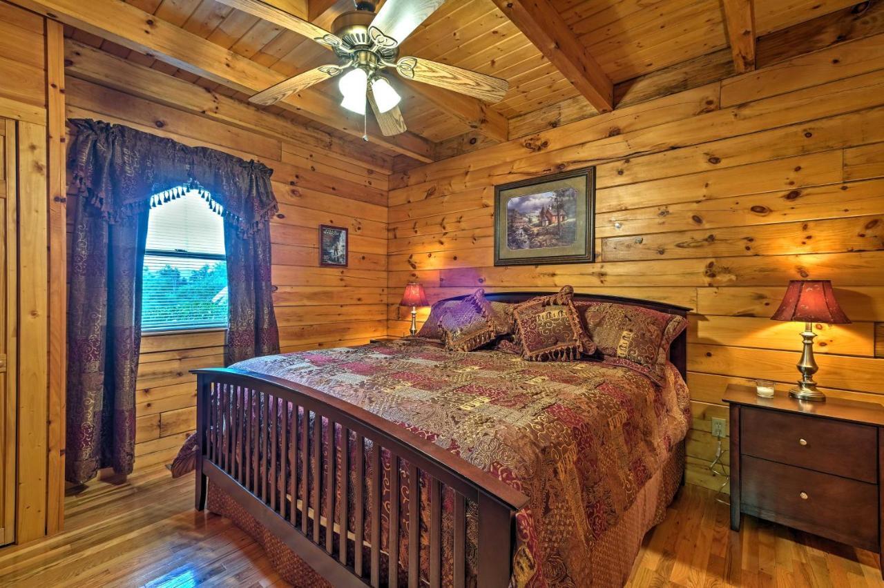 Pigeon Forge Cabin With Hot Tub, Grill And Pool Table! Sevierville Exterior foto