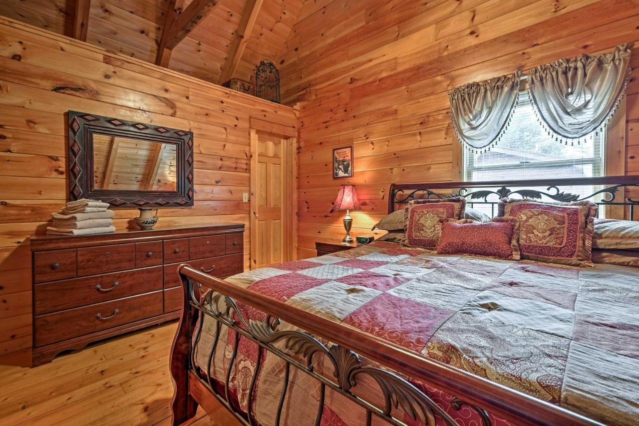 Pigeon Forge Cabin With Hot Tub, Grill And Pool Table! Sevierville Exterior foto